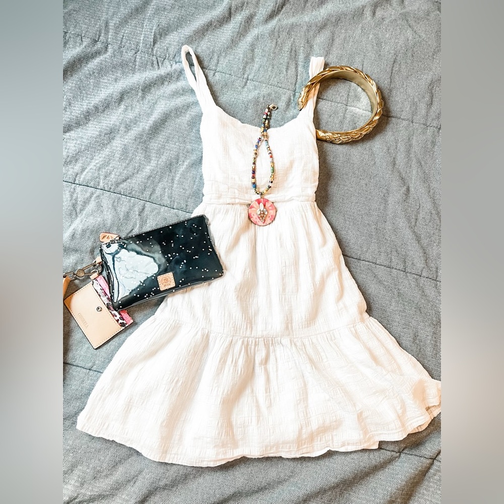 Sadie & Sage white mini dress / size XS